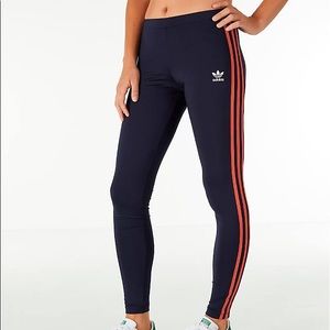 🎉HOST PICK!🎉Adidas Leggings Stripes and logo
